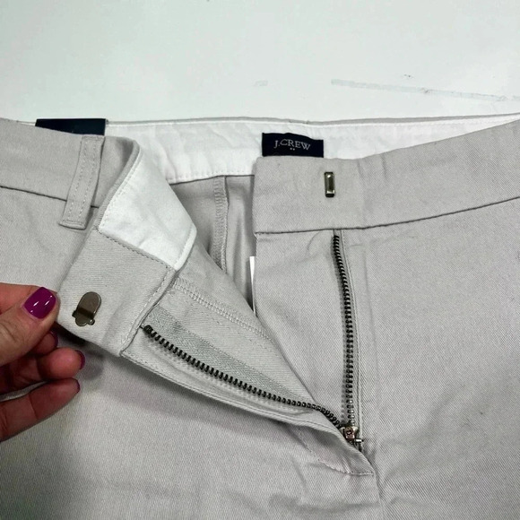 J Crew Chino Shorts Gray Cotton NWT 5 in Classic Shorts Women’s Size 16 - Picture 7 of 13